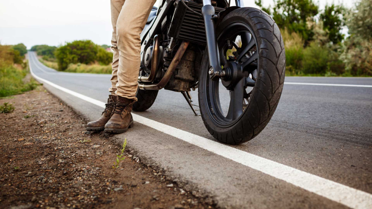 Southeast Summer Riding Destinations: OEM Parts for Tour Preparation